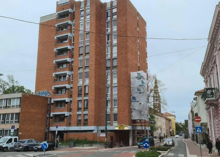 City Apartman